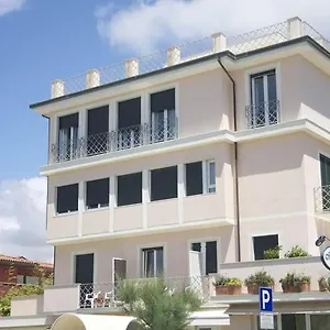 3* Hotel Bencista'